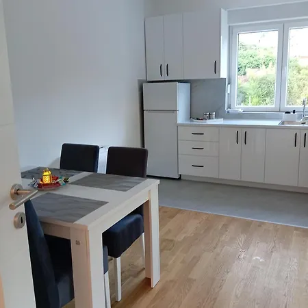 Teodora 2 Apartman *